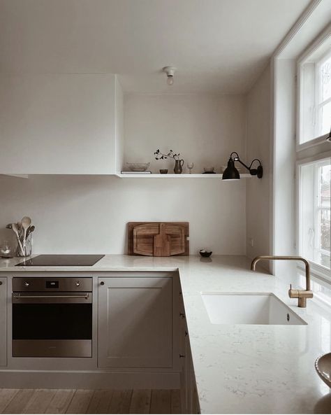 Danish Home, Danish Kitchen, Earthy Kitchen, Danish House, Scandinavian Kitchens, My Scandinavian Home, Danish Interior, Earthy Home, Tidy Kitchen