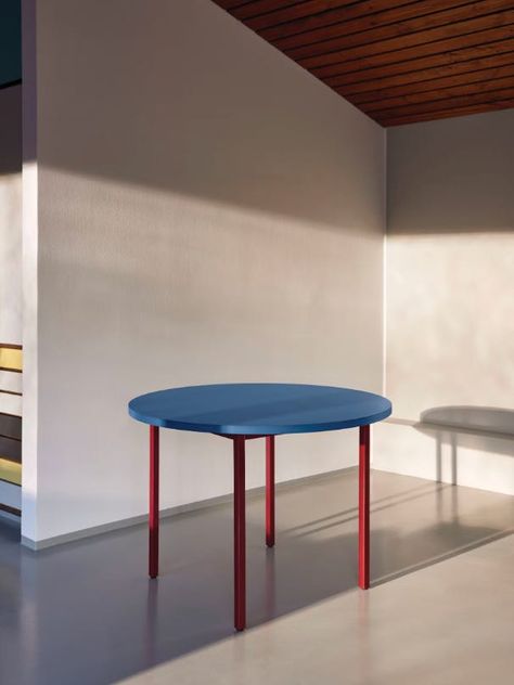 Muller Van Severen, Elegant Minimalism, Hay Design, Table Round, Colour Blocking, Streamline Design, Mode Design, Contemporary Dining, Maroon Red