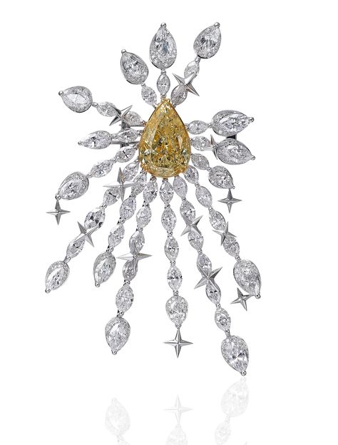 Certificate Model, Samant Chauhan, Ribbon Jewelry, Diamond Free, Pear Diamond, Design Jewelry, Van Cleef, Yellow Diamond, Gold Yellow