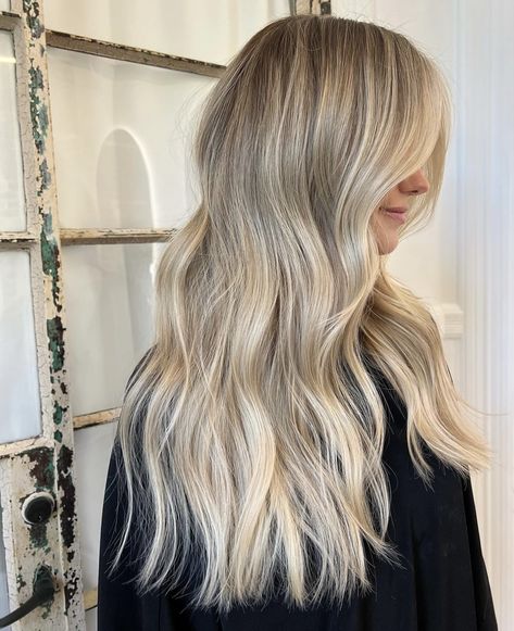 Blonde Hair Goals, Perfect Blonde Hair, Bright Blonde Hair, Summer Blonde Hair, Dirty Blonde Hair, Blonde Hair Inspiration, Bright Blonde, Balayage Hair Blonde, Blonde Hair Looks