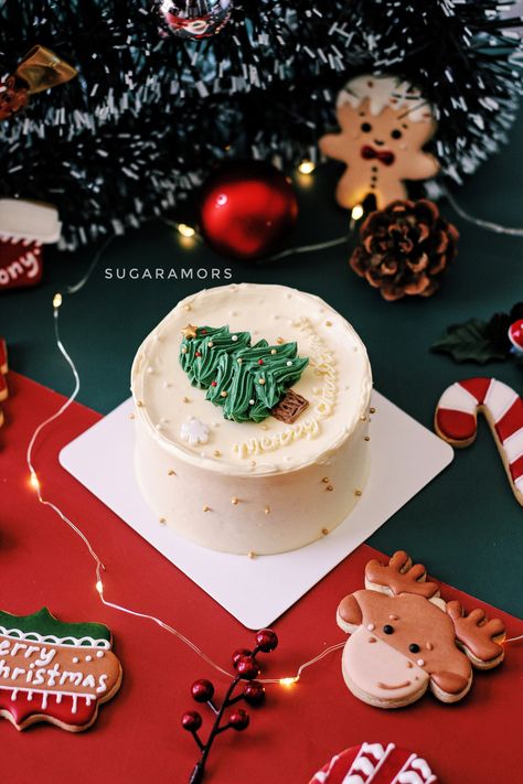 Christmas Cakes Photography, Christmas Baking Photography, Christmas Theme Food Photography, Christmas Food Styling Photography, Cake Christmas Photography, Christmas Desserts Photography, Christmas Sweets Photography, Christmas Styling Photography, Christmas Food Advertising