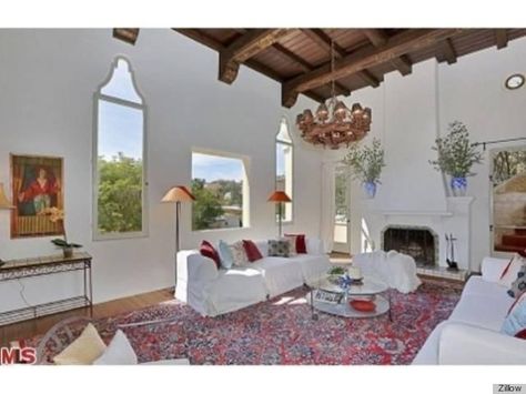 Stevie Nicks' Home Is For Sale, Boasts Very Unusual Feature (PHOTOS) | HuffPost Life Stevie Nicks House, Old Hollywood Homes, Stevie Nick, Spanish Casa, 1920s House, Hollywood Homes, Spanish Architecture, Inside Interiors, Home Features