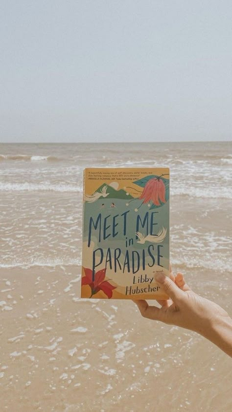 Summer Love Books, Summer Books Aesthetic, Cute Book Aesthetic, Books For The Beach, Books To Read In Summer, Summer Book Aesthetic, Summer Romance Books, Books For Summer, Best Summer Reads