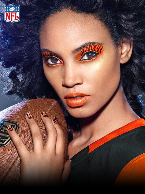 WHODEY make-up for games Kansas City Chiefs Eye Makeup, Bengals Makeup, Chiefs Makeup, Superbowl Makeup, Super Bowl Hair, Super Bowl Makeup, Football Face Paint, Football Makeup, Cheerleading Ideas