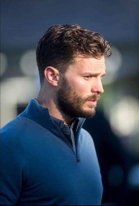 Mens Hairstyles Crewcut, Jamie Dornan Hairstyle, Jamie Dornan Haircut, Jamie Dornan Hair, Man Instagram Ideas, Men's Curly Haircut, Mens Medium Haircuts, Jamie Dornan Beard, Short Curly Hair Men