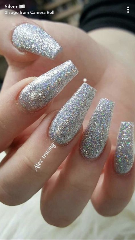 Silver Glitter Nails Acrylic, Silver Nails Glitter, Silver Nails Acrylic, Sparkly Silver Nails, Nails Verano, Silver Prom Nails, Silver Sparkly Nails, Silver Sparkle Nails, Sparkly Acrylic Nails