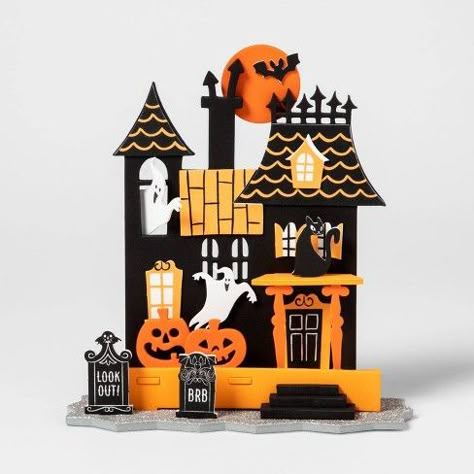 Halloween Ideias, Halloween Craft Kits, Halloween Party Balloons, Dollar Tree Halloween, Casa Halloween, Halloween Haunted House, Adornos Halloween, Halloween Crafts Decorations, Halloween Scene