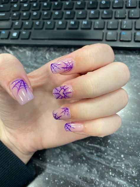 Purple spider webs Square Spider Web Nails, Light Purple Nails Halloween, Pretty Purple Nail Designs, Purple Spiderman Nails, Purple Spider Nails, Short Purple Halloween Nails, Cute Halloween Nails Purple, Pink And Purple Halloween Nails, Purple Spider Web Nails