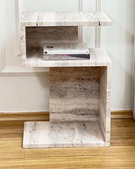 Loft • Instagram Travertine Table Decor, Side Table Marble, Silver Travertine, Stone Furniture, Marble Tables, Marble Accessories, House Organisation, Marble Furniture, Stone Table