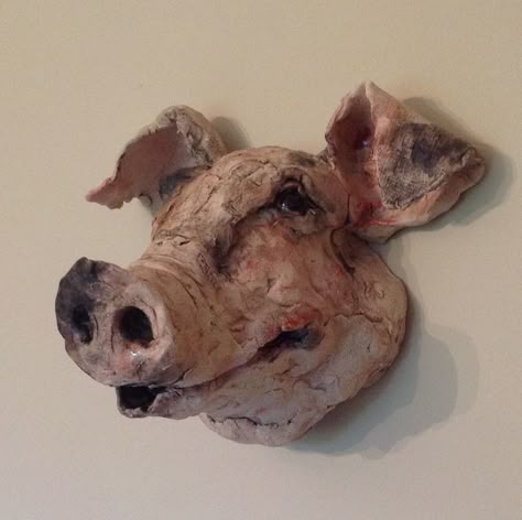 Pig wall art by Louise Brown Pig Clay Sculpture, Pig Wall Art, Pig Sculpture, Louise Brown, Pig Head, Pottery Animals, Ceramic Art Sculpture, Paper Mache Sculpture, Architecture Drawing Art