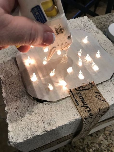 Learn how to make a cinder block gift for an easy budget friendly Christmas gift idea or if you are just looking to decorate your fireplace mantle or console for the Holidays. Diy Fizzy Bath Salts, Rustic Farmhouse Christmas Decor, Decorate Your Fireplace, Budget Friendly Christmas Gifts, Christmas Decor Idea, Rustic Farmhouse Christmas, Farmhouse Style Wreath, Easy Budget, Block Painting