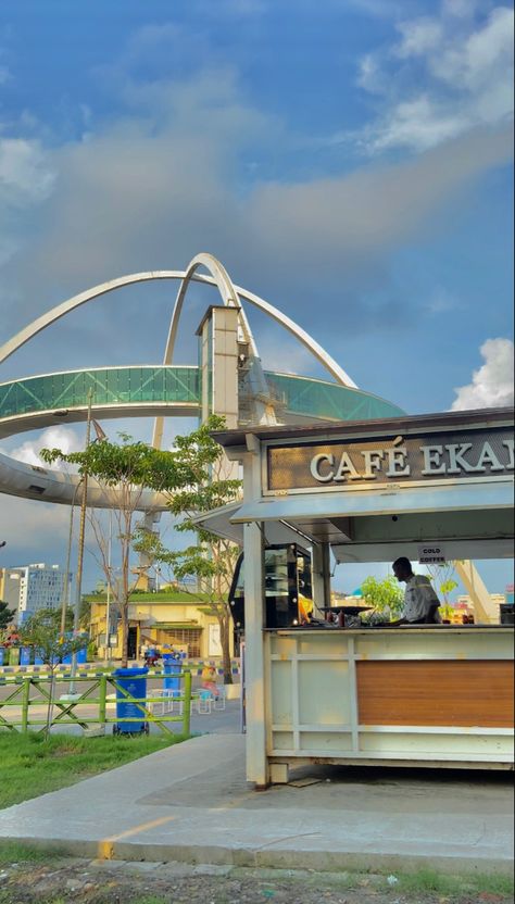 Biswa Bangla Gate Kolkata, Kolkata Cafe Aesthetic, New Town Kolkata, Cafes In Kolkata, Kolkata Cafe Snap, Kolkata Aesthetic Photography, Kolkata Video, Kolkata Snap, Kolkata Restaurant