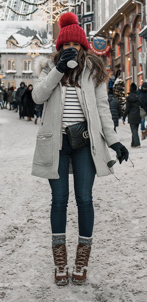 What to wear in the winter cold weather look snow layering quebec city nyc fashion blogger Olivia Jeanette, Teen Winter Outfits, Beanie Outfit, Perfect Winter Outfit, Outfits Cold, Winter Travel Outfit, Magical Winter, Stylish Winter Outfits, Winter Outfits Cold