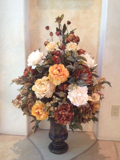 Large Brown & Gold Arrangement - Krista's Floral Creations Lobby Floral Arrangements, Copper Flower Arrangements, Brown And Gold Flower Arrangements, Gold Vase Floral Arrangement, Brown Floral Arrangements, Red And Brown Flower Arrangements, Autumn Floral Arrangements, Orange And Brown Flower Arrangements, Floral Arrangements Ideas