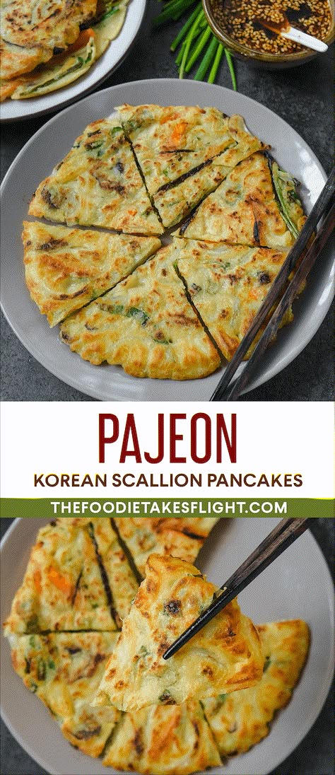 Asian Pancakes Green Onions, Green Scallion Pancakes, Korean Dishes Vegetarian, Korean Onion Pancake, Green Onion Pancake Korean, How To Make Korean Pancakes, Scallion Pancakes Korean, Korean Scallion Pancake Recipe, Korean Green Onion Pancake