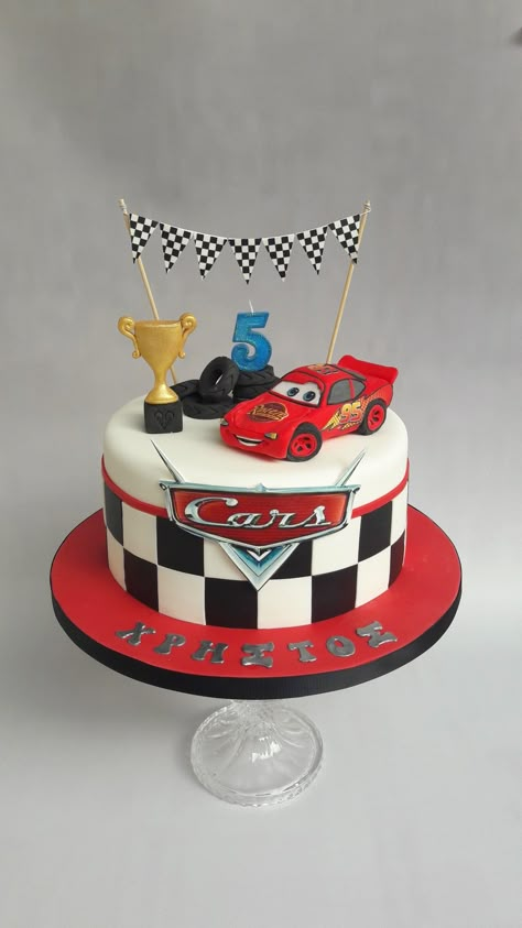 Lightning McQueen cars cake. Mc Queen Birthday Cake, Disney Cars Theme Cake, Lightning Mcqueen Cakes, Birthday Cake Mcqueen, Mcqueen Cake Ideas, Cars Theme Birthday Party Cake, Pastel Rayo Mcqueen, Cars Disney Cake, Cake Mcqueen