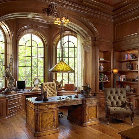 Pinterest https://tr.pinterest.com/pin/663084745116080749/ Tudor Office, Study Room Design Home Office, Dnd Room, House Reference, Castle Courtyard, Elegant Home Office, Living Classic, Design Home Office, Study Room Design