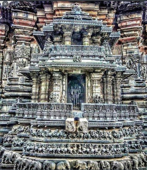 Historical India, Historical Sculptures, Temple India, Indian Temple Architecture, India Architecture, Ancient Indian Architecture, Temple Photography, Temple Architecture, Indian Architecture