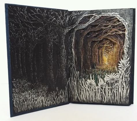 Isobelle Ouzman, artist who turns books she finds in Seattle dumpsters into fantastical forest scenes Art Altéré, Tunnel Book, Altered Book Art, Colossal Art, Book Sculpture, Handmade Books, Open Book, Paper Sculpture, Old Books