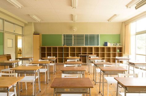 Japan Classroom, Empty Classroom, Classroom Interior, Classroom Background, School Building Design, University Architecture, School Interior, School Room, Japanese School