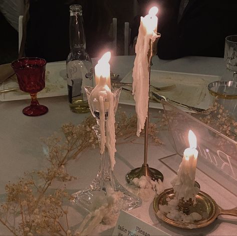 Victorian Lifestyle Aesthetic, Victorian Candles, Victorian Coquette, Victorian Aesthetic, Wedding Money, Wedding Candles, Simple Elegance, Victorian Era, Candle Decor