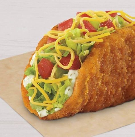 NEW ITEM: Naked Chicken Chalupa from Taco Bell. See the full nutrition facts, weight watchers points and allergies on our website. #fastfood #nutrition Chicken Chalupas, Taco Bell Chalupa, Chalupa Recipe, Chicken Chalupa, Mango Nutrition, Paleo Diet Food List, Taco Bell Recipes, Braised Chicken Breast, Fast Food Items