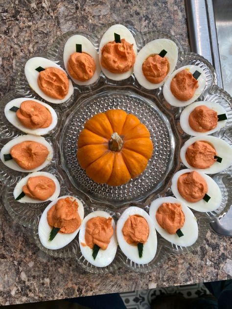 Fall Gender Reveal Food, Fall General Reveal, Fall Gender Reveal Decor, November Gender Reveal Ideas For Party, Turkey Gender Reveal Ideas, Halloween Gender Reveal Food Ideas, Gender Reveal Ideas Fall Theme, Fall Gender Reveal Food Ideas, Gender Reveal Fall Theme Ideas