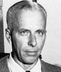 Howard Hawks  (May 30, 1896December 26, 1977) was an American film director, producer and screenwriter of the classic Hollywood era. He is popular for his films from a wide range of genres such as Scarface (1932), Bringing Up Baby (1938), Only Angels Have Wings (1939), His Girl Friday (1940), Sergeant York (1941), To Have and Have Not (1944), The Big Sleep (1946), Red River (1948), The Thing from Another World (1951), Gentlemen Prefer Blondes (1953), and Rio Bravo (1959 Actors Studio, Bogart And Bacall, Howard Hawks, The Big Sleep, Vintage Feeling, Movie Directors, Actor Studio, Gentlemen Prefer Blondes, The Way I Feel