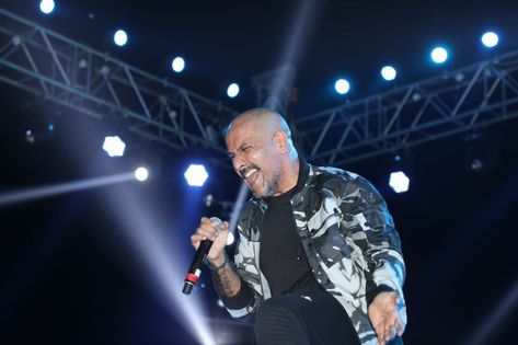 Glimpse of Vishal and Shekhar show on 6 Oct 2018 at Labh Ganga garden, Indore Mc Dowell’s No.1 Yaari live concert by Vishal Dadlani and Shekhar Ravjiani Official, Lights, Truss, LED and DG service by us and sound by sound.com, Mumbai Vishal Dadlani, Live Concert, Music Lovers, Indore, Mumbai, No 1, Sound, Concert, Led