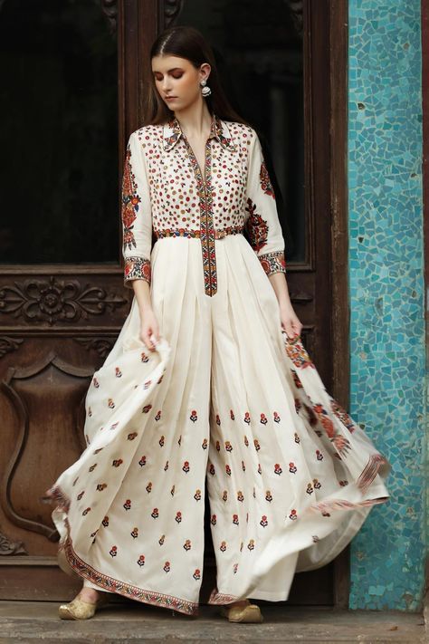 Ivory Modal Silk Floral Resham Embroidered Jumpsuit With Pleated Detailing Jumpsuits For Women Indian, Ivory Jumpsuit, Square Neck Jumpsuit, Resham Embroidery, Embroidered Jumpsuit, Pakistani Fashion Casual, Jumpsuit For Women, Casual Indian Fashion, Beautiful Dress Designs