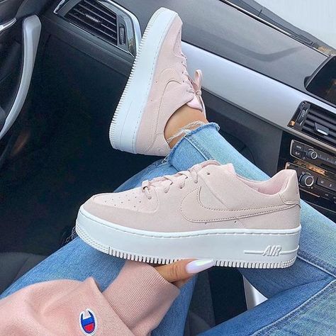 *Trainers That Will Make You Stand Out This Fall - Society19 UK Beige Nike Shoes, Nike Rosa, Wallpaper Nike, Air Force 1 Sage Low, Nike Air Force 1 Sage Low, Sneaker Nike, Baby Nike, Nike Shoes Outfits, Nike Id