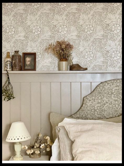 Topiary Ideas, Style Cottage, Cottage Bedroom, Spare Bedroom, Cottage Living, Main Bedroom, Salisbury, Happy Wednesday, Guest Bedrooms