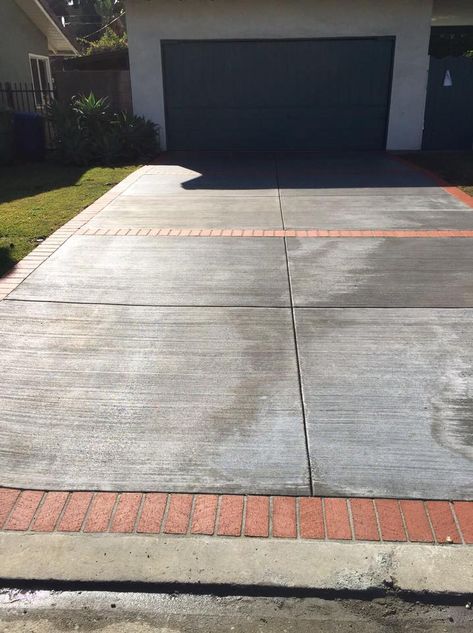 And........ We're done! 💪 Driveway project | Before & After ©️  Our expert technicians can complete #concrete #DrivewayRepair and concrete #driveway #replacement #projects both quickly and within your allocated budget.  Get project details 👉http://bibiconstruction.com/general-contractor-services/driveway-and-sidewalks-construction/  Contact With us 📞http://bibiconstruction.com/contact/  https://www.houzz.com/discussions/5089870/new-driveway-project Concrete And Brick, Brick Border, Modern Driveway, Brick Driveway, Driveway Repair, Front Yard Patio, Concrete Path, Brick Edging, Pavers Backyard