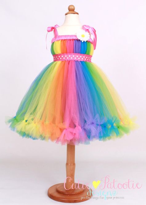 Rainbow Tutu Dress - Pastel Rainbow - Big Top Beauty.... I can make this (Tanya) Diy Tutu Dress, Birthday Clown, Princess Tutu Dresses, Diy Tutus, Robe Diy, Girls Ball Gown, Diy Tutu, Kids Tutu, Rainbow Tutu