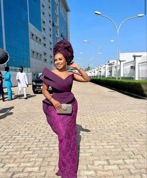 Unveiling The Alluring Lace Gown Styles. - Gist94 Asoebi Styles 2023, Trending Asoebi Styles, Lace Styles For Wedding, Aso Ebi Lace, Aso Ebi Lace Styles, Ankara Dress Designs, Nigerian Lace Styles Dress, Evening Dress Patterns, African Print Maxi Skirt