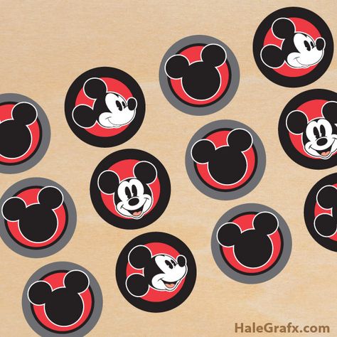 FREE Printable Vintage Mickey Mouse Cupcake Toppers Mickey Mouse Cupcake Toppers, Minnie Mouse Themed Birthday Party, Mickey Mouse Cupcake, Mouse Themed Party, Mickey Mouse Printables, Minnie Cupcakes, 10th Birthday Ideas, Disney Projects, Minnie Mouse Party Ideas