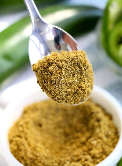 Jalapeno Powder, Sazon Seasoning, Smoked Jalapeno, Roasted Jalapeno, Dry Rub Recipes, Chile Jalapeño, Seasoning Blends, Jalapeno Recipes, Spice Mix Recipes