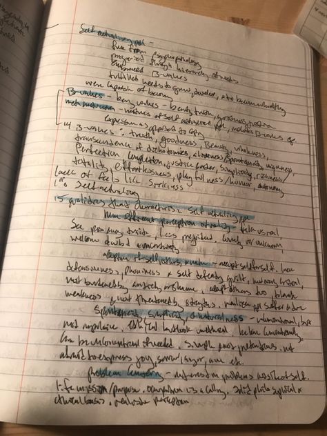 Sloppy Handwriting Aesthetic, Pretty Messy Handwriting, Handwriting Aesthetic Messy, Chaotic Notes Aesthetic, Messy Notes School, Handwriting Styles Messy, Hand Writing Messy, Aesthetic Messy Notes, Messy School Notes Aesthetic