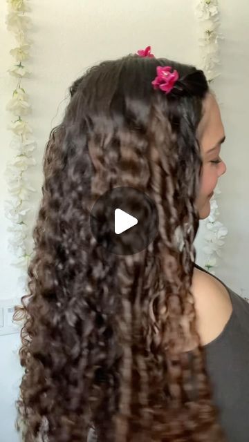 Finger Coiling, Tighter Curls, Finger Coils, Wavy Hairstyles Tutorial, Curly Hair Tutorial, Tight Curls, Ribbon Hair, Wavy Hair, Curly Hair Styles