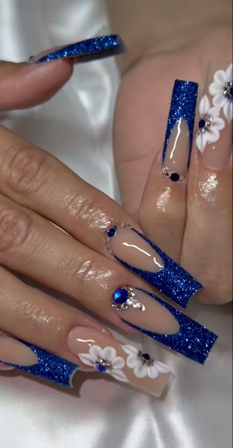 Blue Nail Designs Long Square, Royal Blue Quince Nails Simple, Royal Blue Acrylic Nails Quinceanera, Quinceanera Nails Blue And Gold, Navy Blue Coffin Nail Ideas, Prom Nails Acrylic Dark Blue, Sweet 16 Nail Ideas Blue, Quince Nails Blue And Gold, Royal Blue And Gold Prom Nails