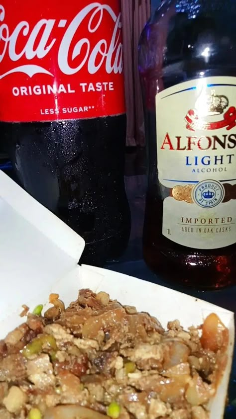 Filipino Alcohol Drinks, Alfonso Drink, Tara Shot, Alcoholic Drinks Aesthetic Party, Drinking Alcohol Aesthetic, Beer Snap, Alcoholic Snapchat, Fake Bf, Alcoholic Drinks Pictures