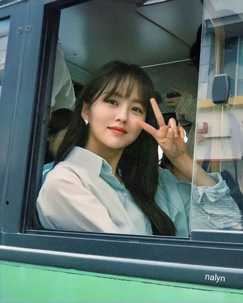 Kim So Hyun Fashion, Who Are You School 2015, Korean Fashion Kpop Inspired Outfits, Kim So Hyun, Kim You Jung, Ideal Girl, Korean Fashion Kpop, First Boyfriend, Park Bo Young