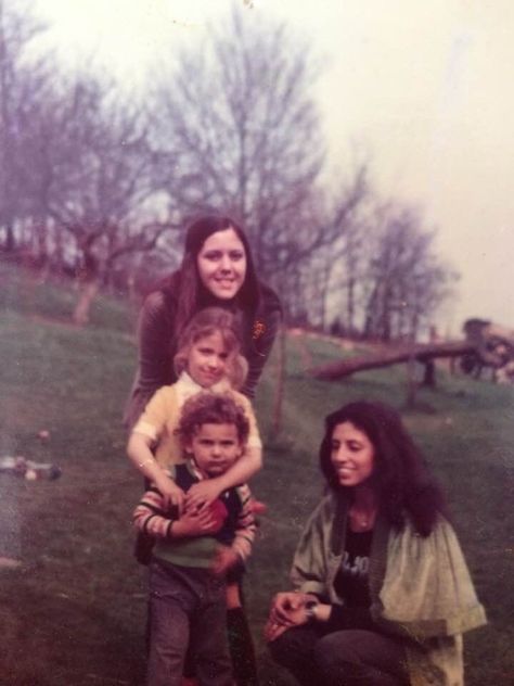 Robert Plant And Maureen Wilson, Maureen Wilson, Shirley Wilson, Bebe Buell, Page And Plant, Robert Plant Led Zeppelin, Jimmy Johns, Robert P, Led Zep