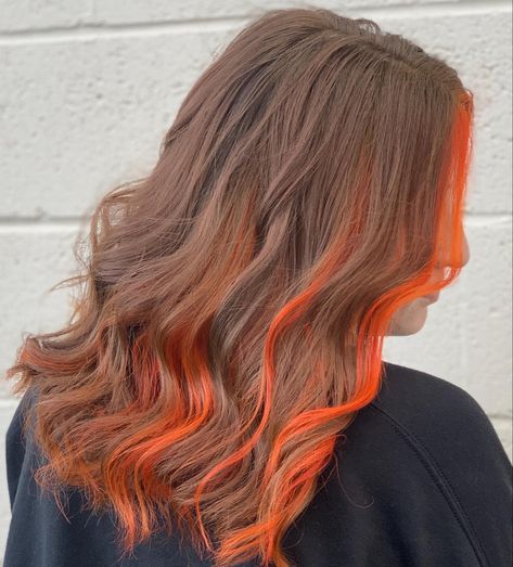 Natural redhead with perimiter place highlights of orange. Orange created with a mixture of pulp riots colors lava, satire, and pyro Orange Halo Hair, Halo Hair Colors, Hair Color Orange, Pulp Riot, Natural Redhead, Halo Hair, Orange Orange, Dream Hair, Neon Orange