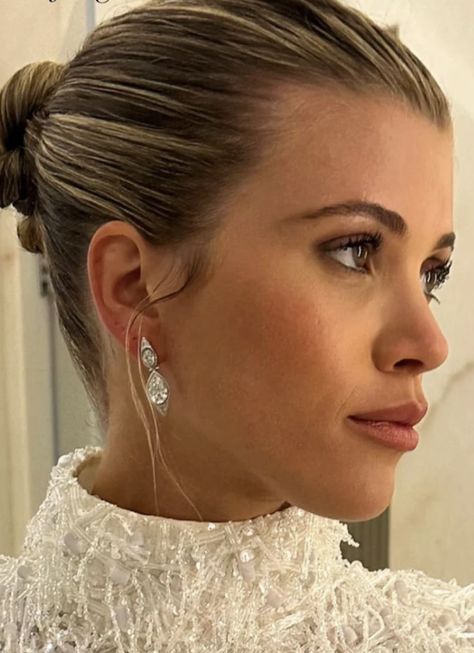 Sofia Richie Hair Updo, Sofia Richie Updo, Sofia Richie Bridal Makeup, Sofia Richie Wedding Hair, Sophia Richie Makeup, Sofia Richie Wedding Makeup, Sofia Richie Makeup, Rehearsal Dinner Makeup, Sofia Vibes