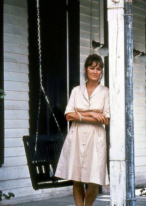 Meryl Streep en “Los Puentes de Madison” (The Bridges of Madison County), 1995 Merle Streep, The Bridges Of Madison County, Bridges Of Madison County, Josh Duhamel, Boss Ladies, Septième Art, Madison County, Alyson Hannigan, Diane Lane