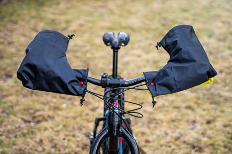 Bike Accessories Diy, Bicycle Crafts, Bike Gadgets, Bikepacking Gear, Sewing Alterations, Cool Bike Accessories, Bike Storage, Frame Bag, Bike Bag