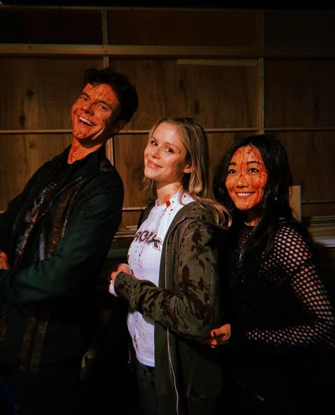 jack quaid (hughie campbell), erin moriarty (annie january/starlight), and karen fukuhara (kimiko miyashiro), behind the scenes of “THE BOYS” season 4. Hughie Campbell, Karen Fukuhara, Jack Quaid, The Boy Cast, Erin Moriarty, American Exceptionalism, Anime Mems, Casting Pics, Man Images