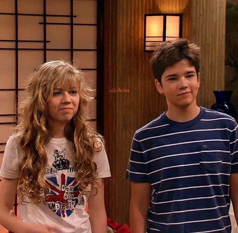 Seddie Icarly, Icarly Sam And Freddie, Icarly Cast, Sam Puckett, Old Disney Channel Shows, Freddie Benson, Icarly And Victorious, Freddie My Love, Nathan Kress