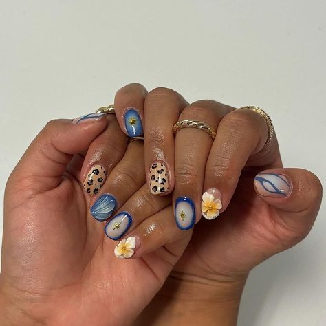 Gelxnails / acrylic nails (@nails_by_arlene) • Instagram photos and videos Agave Nails, Cape Cod Nails, Cajun Shrimp Almond Nails, 3d Ocean Nails, Ocean Aura Nails, Blue Groovy Nails, Pretty Blue Nails, Sea Creature Nails, Patchwork Nails